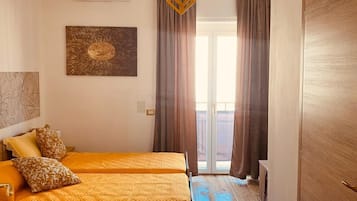 Silitysrauta/-lauta, Wi-Fi, vuodevaatteet