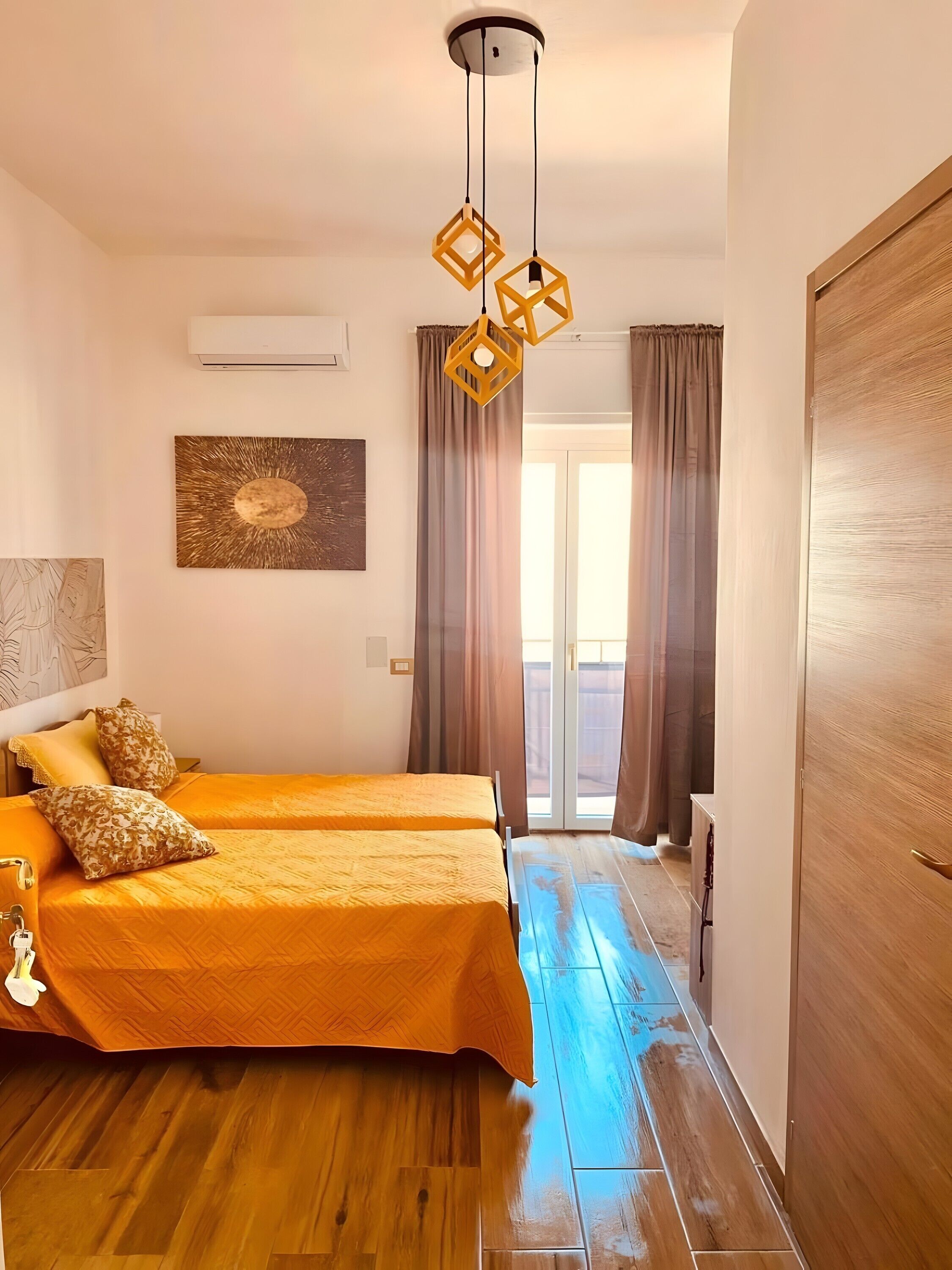 Bügeleisen/Bügelbrett, WLAN, Bettwäsche