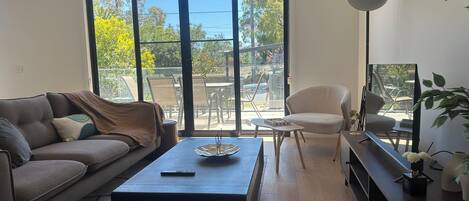 Fernseher, Arbeitsbereiche