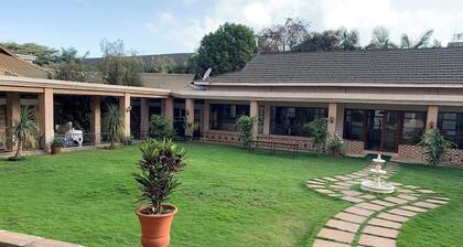 Amara Ridge Hotel Meru