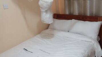 Decoración personalizada, muebles diferentes y wifi gratis