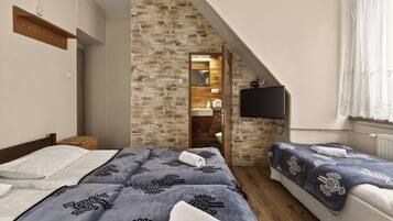 Triple Room, Terrace, Garden View | Free WiFi, bed sheets