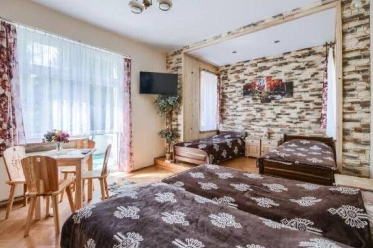 Habitació quàdruple, vistes al jardí | Wifi gratuïta i roba de llit