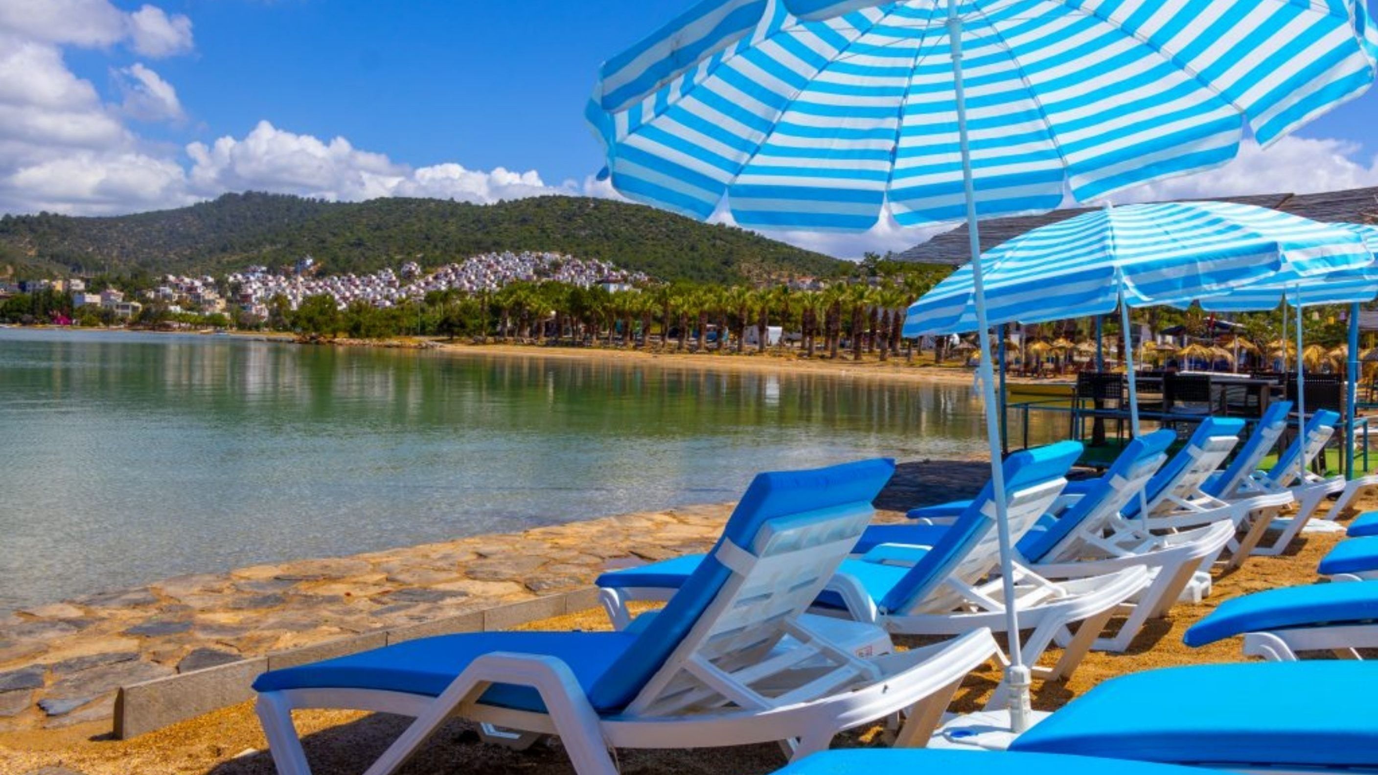 Private beach, sun loungers, beach umbrellas