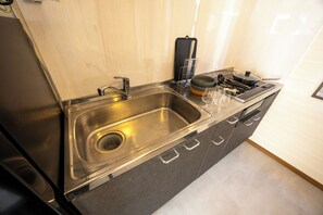 Private kitchen - STAY GATE Nishi-shinjuku gochome.57 ㎡ private hotel. 4min train to Shinjuku Sta. (shibuyaku honmachi)