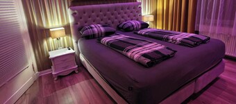 Golden Dream The romantic apartment for erotic hours for two