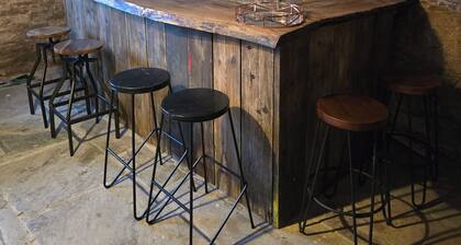 Royal Mansion on the Glamis Estate - perfect for families and large groups