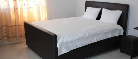 Superior Twin Room | Desk, free WiFi