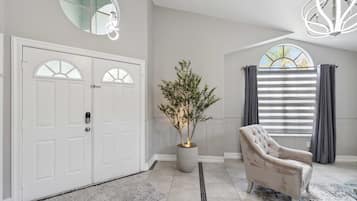 House | 4 bedrooms, high-speed internet