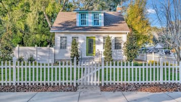 House | 4 bedrooms, Internet