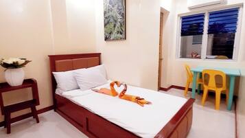 Deluxe Studio Suite, Balcony, Beach View