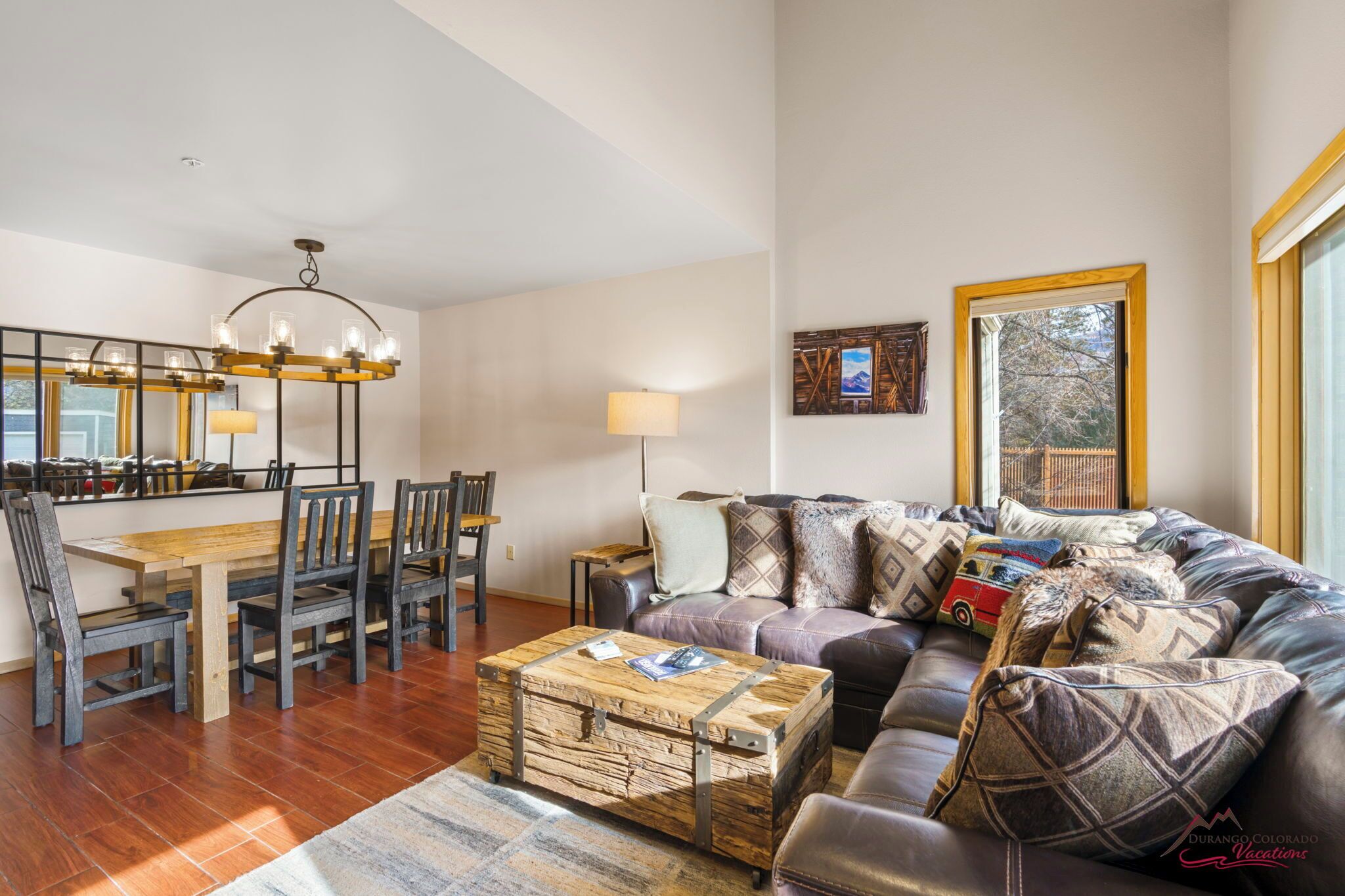 Smart-tv, eldstad och tv-spel