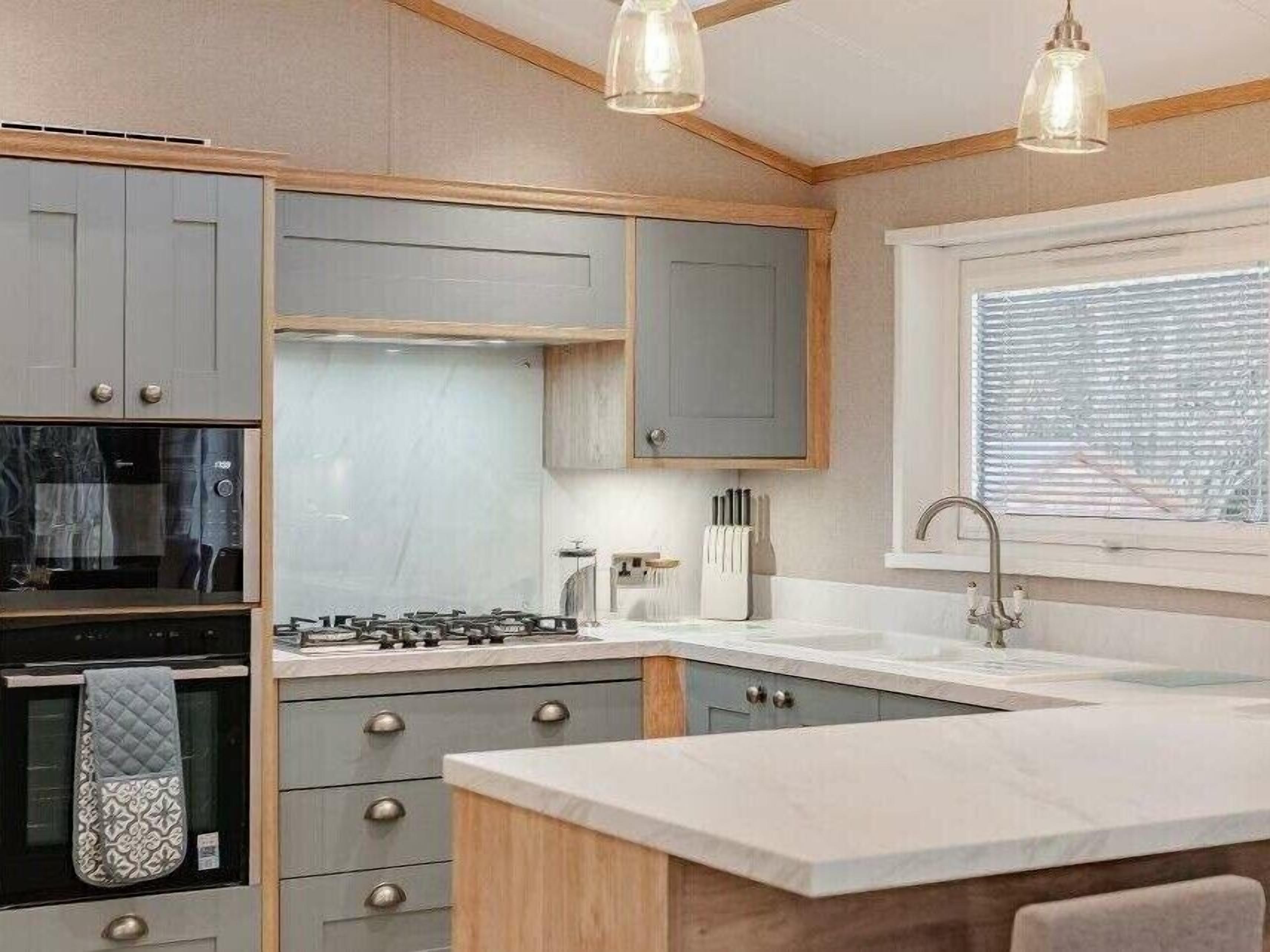 Lavavajillas y utensilios de cocina 