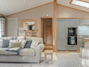 Living area - The Harrogate - Kelling Heath Holiday Park - 21634 (Holt)