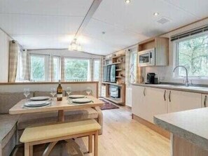 Alat memasak/pinggan mangkuk/perkakas dapur 