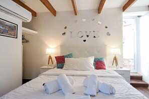 1 bedroom, iron/ironing board, free WiFi, bed sheets - Casa Armonia - Refúgio Romântico com Terraço e Piscina em Benissa (Benissa)