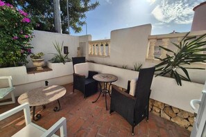 Terrace/patio - Casa Armonia - Refúgio Romântico com Terraço e Piscina em Benissa (Benissa)
