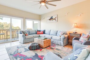 Front of property - Boat, Swim, Walk to Beach! Dauphin Island Retreat (Dauphin Island)