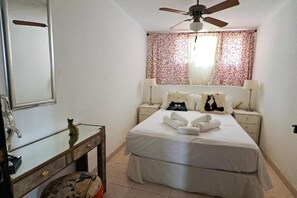 1 bedroom, iron/ironing board, free WiFi, bed sheets - Casa Armonia - EL GATO: Conforto e Tranquilidade em Benissa (Benissa)