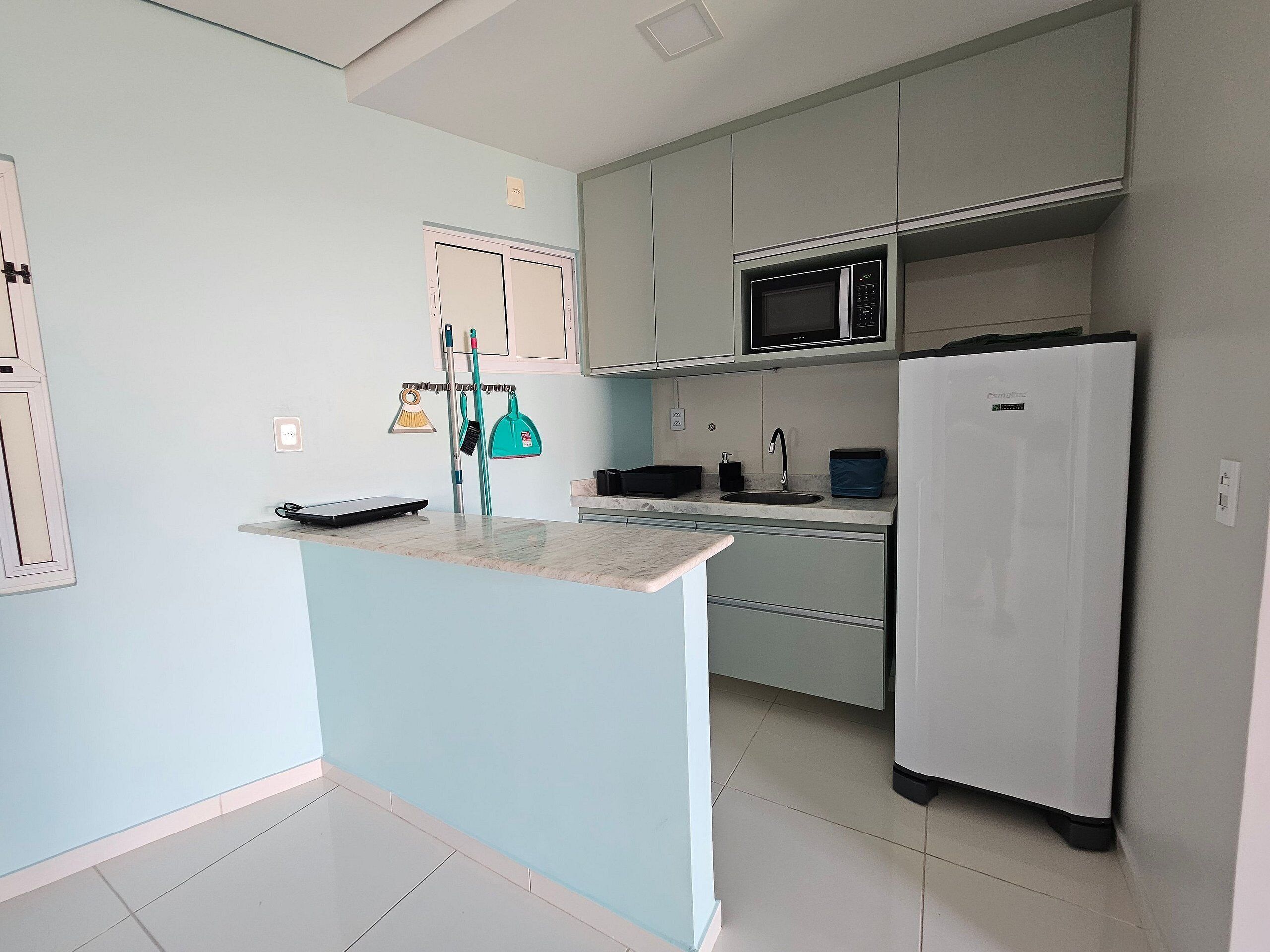 Basic Apartment | Private kitchen