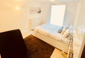 3 bedrooms, iron/ironing board, travel cot, free WiFi - City Residenz Karlsruhe – upscale living in the heart of the city (Karlsruhe)