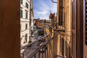 Interior - Quiet Elegance Retreat Apartment Trastevere Family-friendly (Roma)