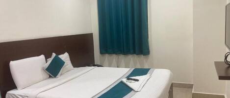 Soundproofing, free WiFi