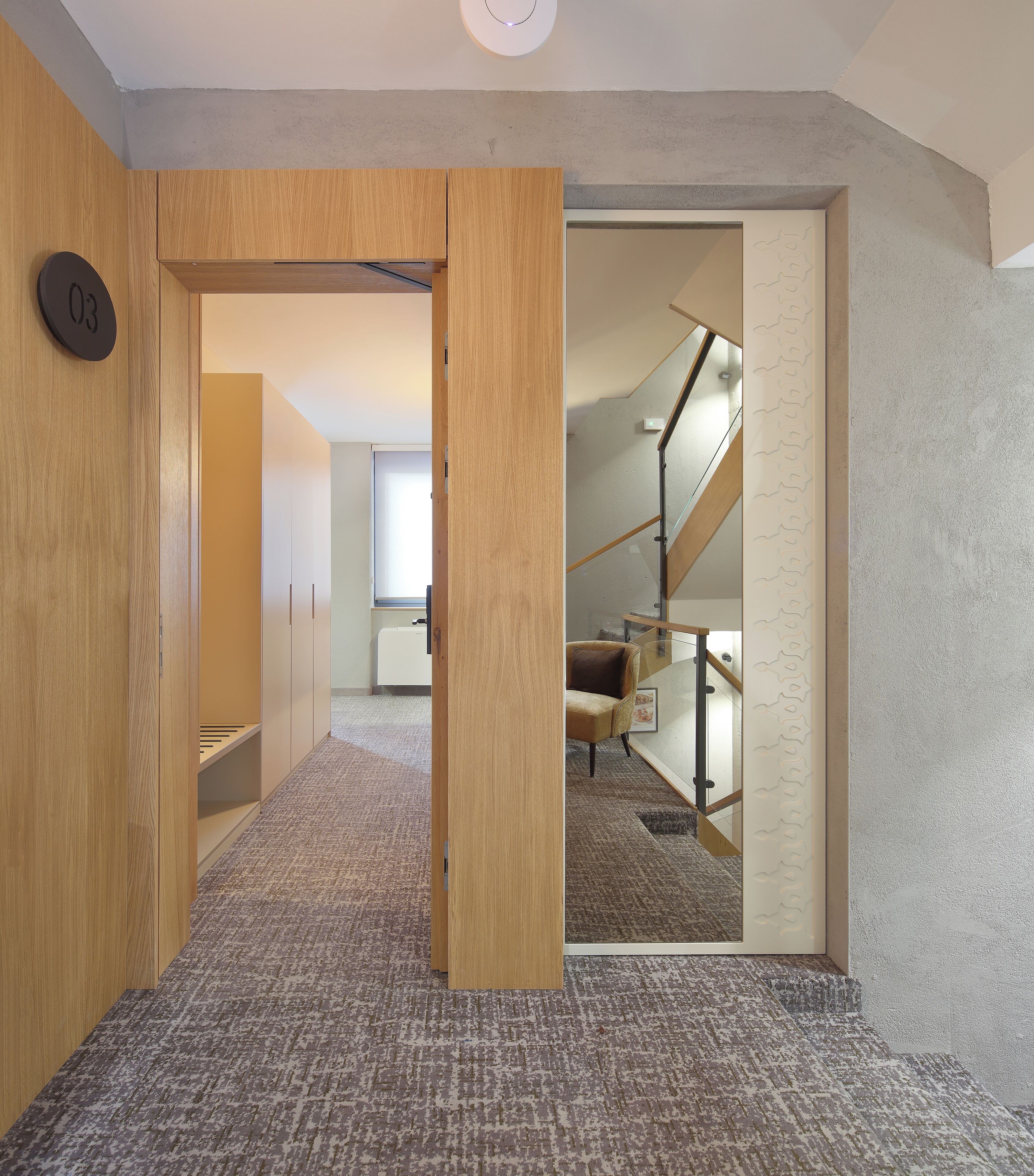 デラックス スタジオスイート  禁煙 | 高級寝具、低反発ベッド、セーフティボックス (室内)、客室ごとに異なるインテリア