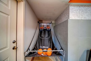 Cabin, nhiều giường, bồn tắm nước nóng, quang cảnh núi (Buck Valley Lodge) | Nội thất