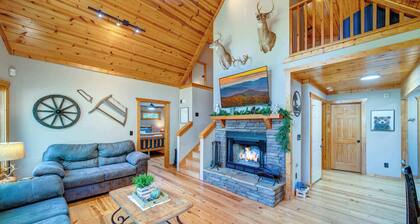 Buck Valley Lodge Home for 12