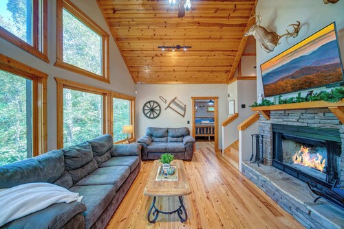 Buck Valley Lodge Home for 12