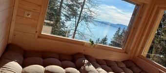 Awesome 4-bedroom Off-Grid Mountain Haven – Hike & Bike Paradise