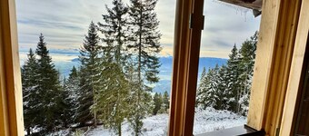 Awesome 4-bedroom Off-Grid Mountain Haven â Hike & Bike Paradise
