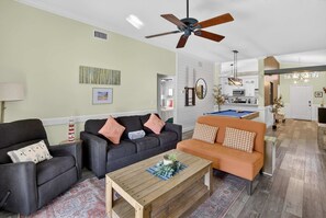 House | 4 bedrooms, Internet