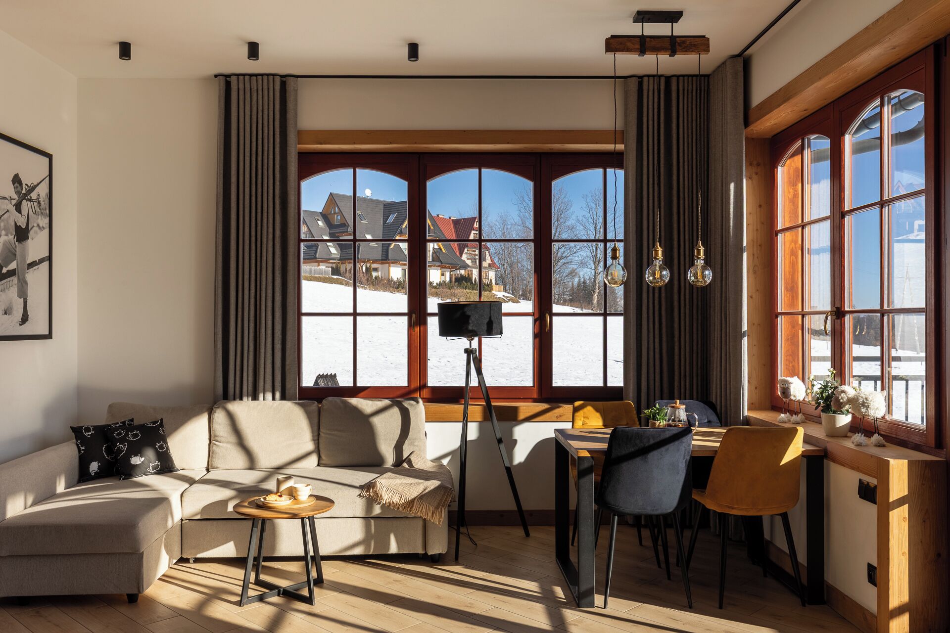 Superior appartement, balkon, uitzicht op bergen | Luxe beddengoed, individueel gedecoreerd, individueel gemeubileerd
