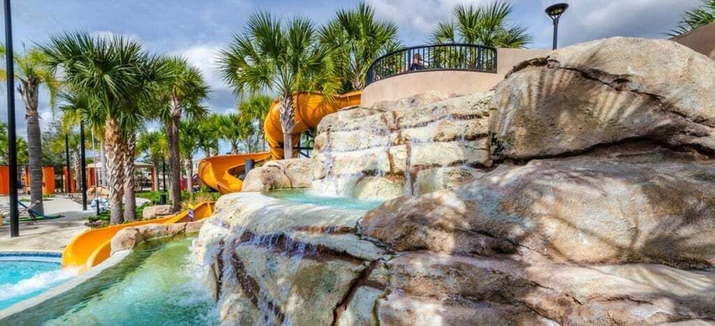 House, 5 Bedrooms | Pool