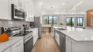 Vila, beberapa kamar | Dapur pribadi