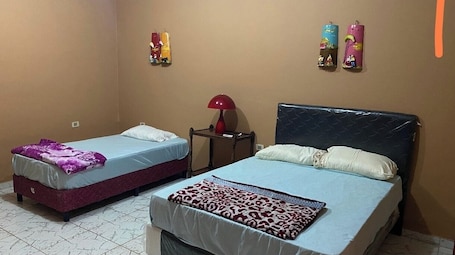 1 bedroom, iron/ironing board, bed sheets. Cozy and comfortable apartment