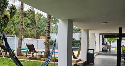 Charming and
luxurious 7-bedroom house with private pool in Fernando de la Mora