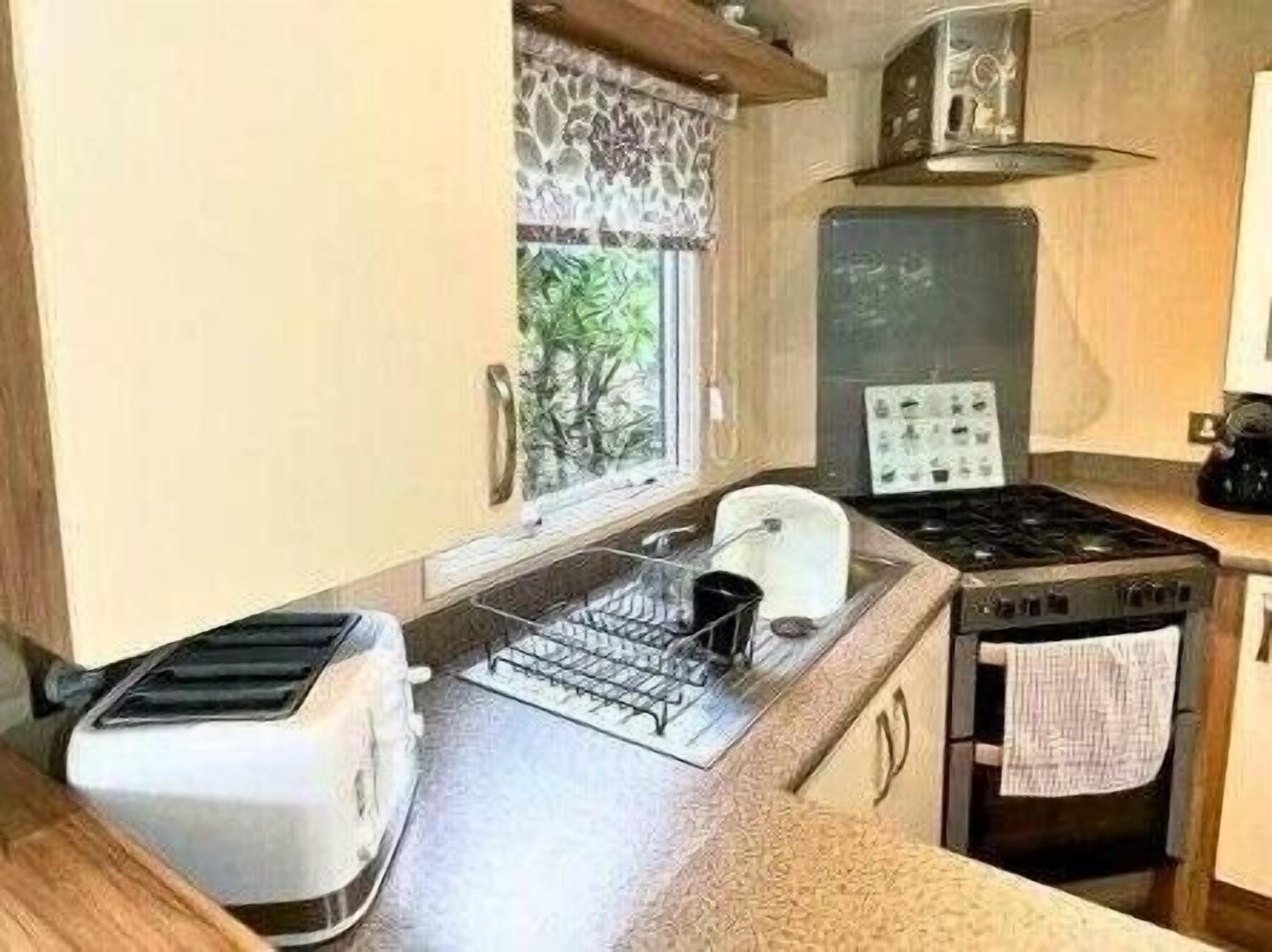 Cookware/dishes/utensils