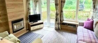 Nutty Nanny's - Kelling Heath Holiday Park - 22251