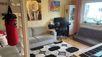 Apartment, 1 Bedroom, City View | Interior