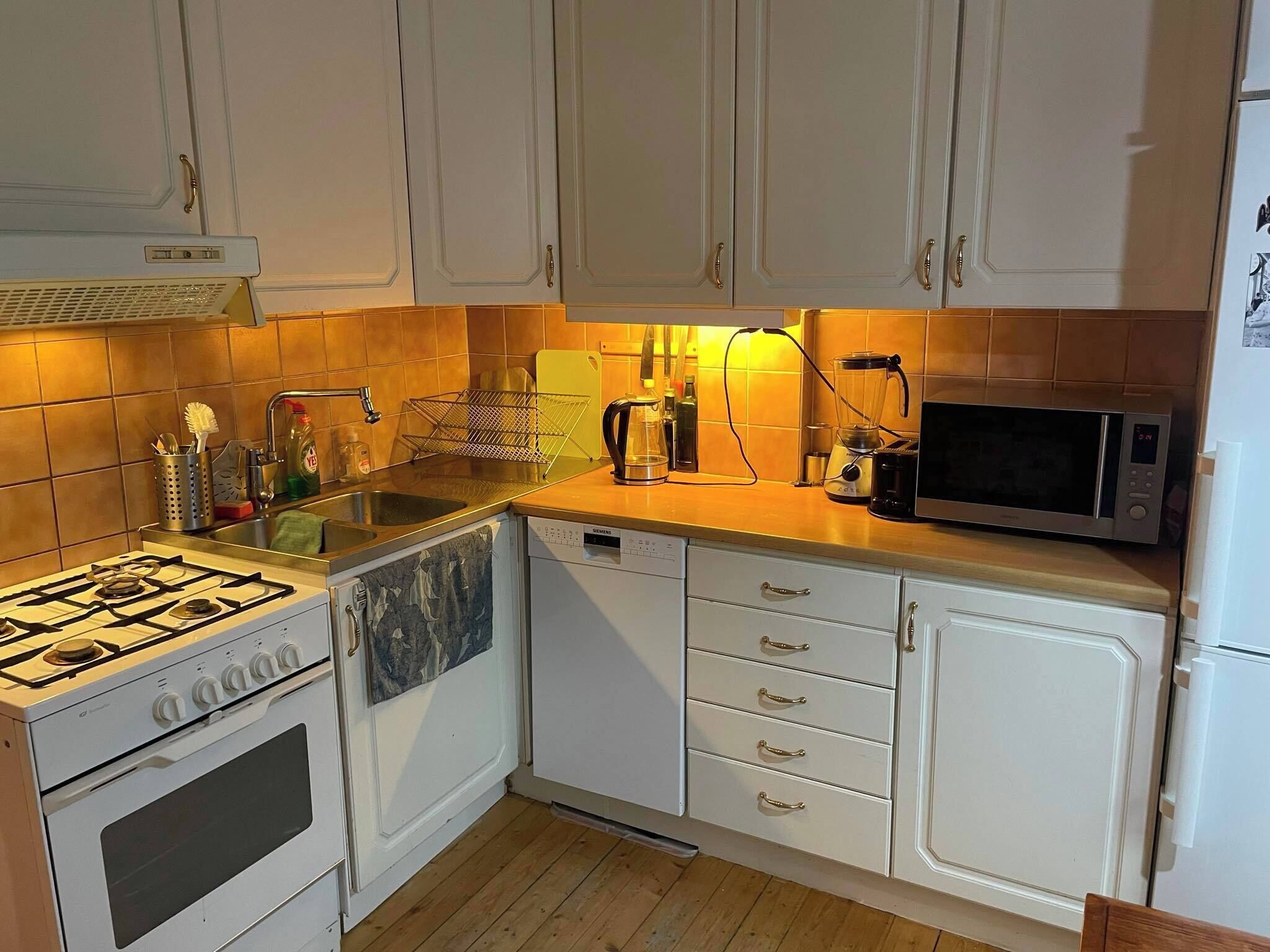 Apartment, 1 Bedroom, City View | Interior