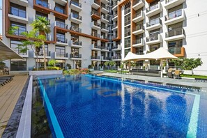 Outdoor pool - Elz by Danube (Dubai)