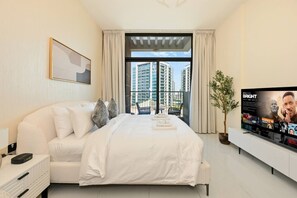Apartment, Balcony, City View | Iron/ironing board, free WiFi - Elz by Danube (Dubai)