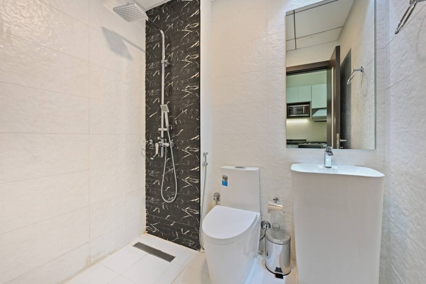 Appartement, balcon, vue ville | Salle de bain