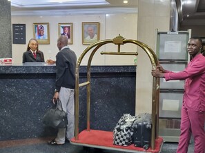 Lobby - Valencia Hotels Abuja (Abuja)