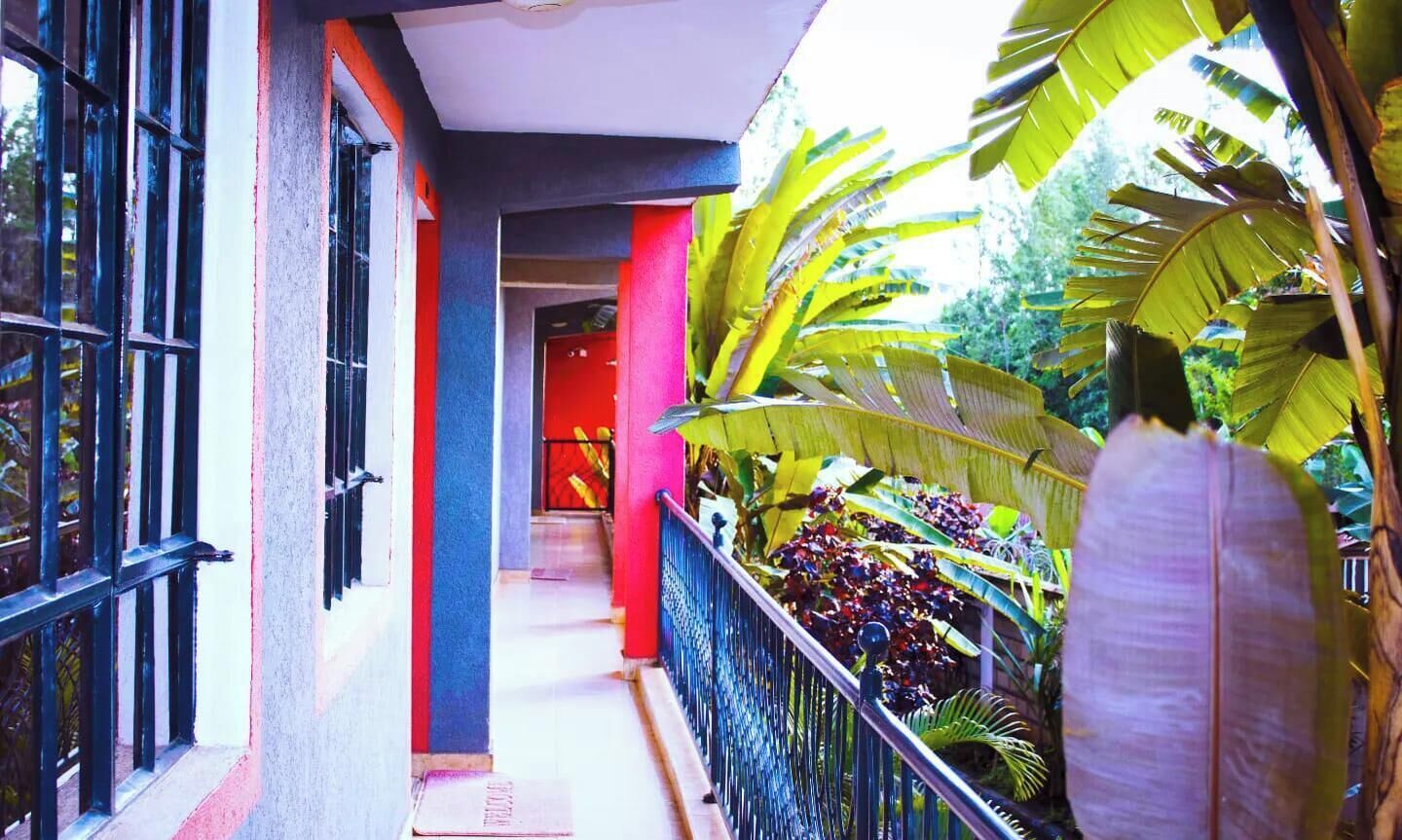 المنشأة من الخارج