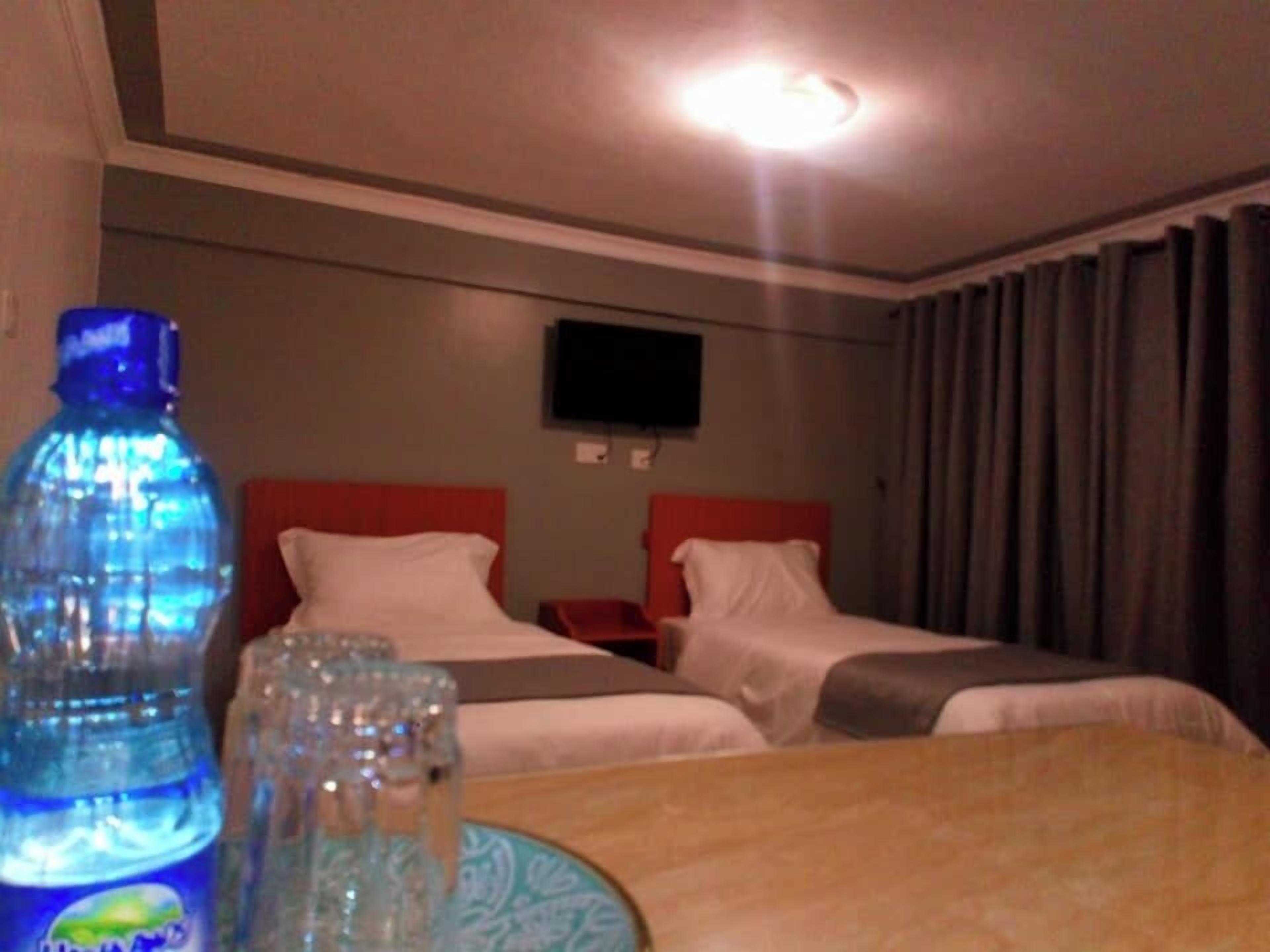 بديكورات فريدة لكل غرفة وطراز فريد لكل وحدة وواي فاي مجانًا