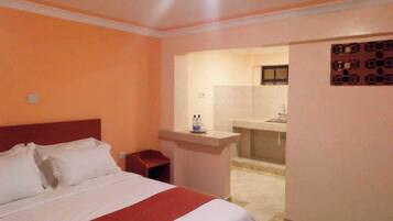 Quarto casal luxo, vista para a cidade | Individualmente decorados, individualmente mobiliados, Wi-Fi de cortesia